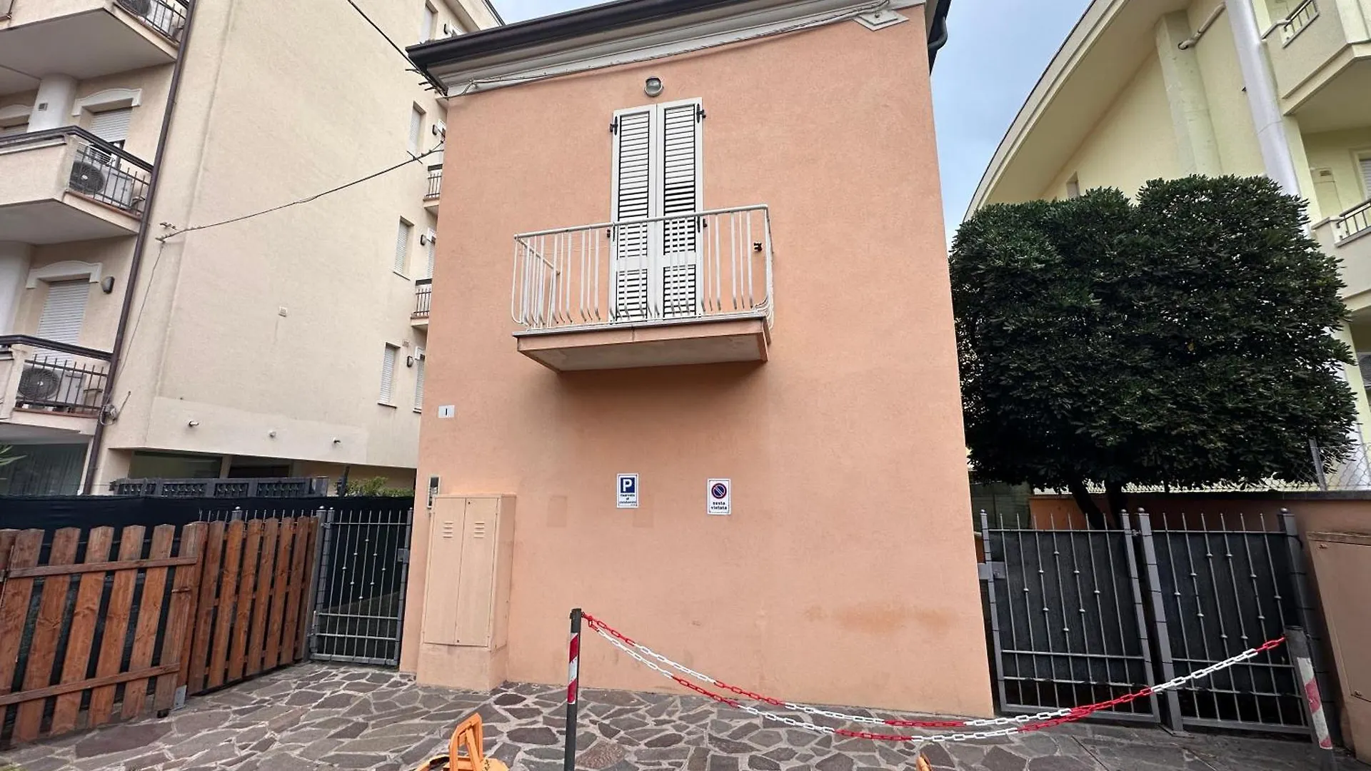 Rimini Beach Residence App 200M Dal Mare - Il Lupo Affitta 0*,  Italy
