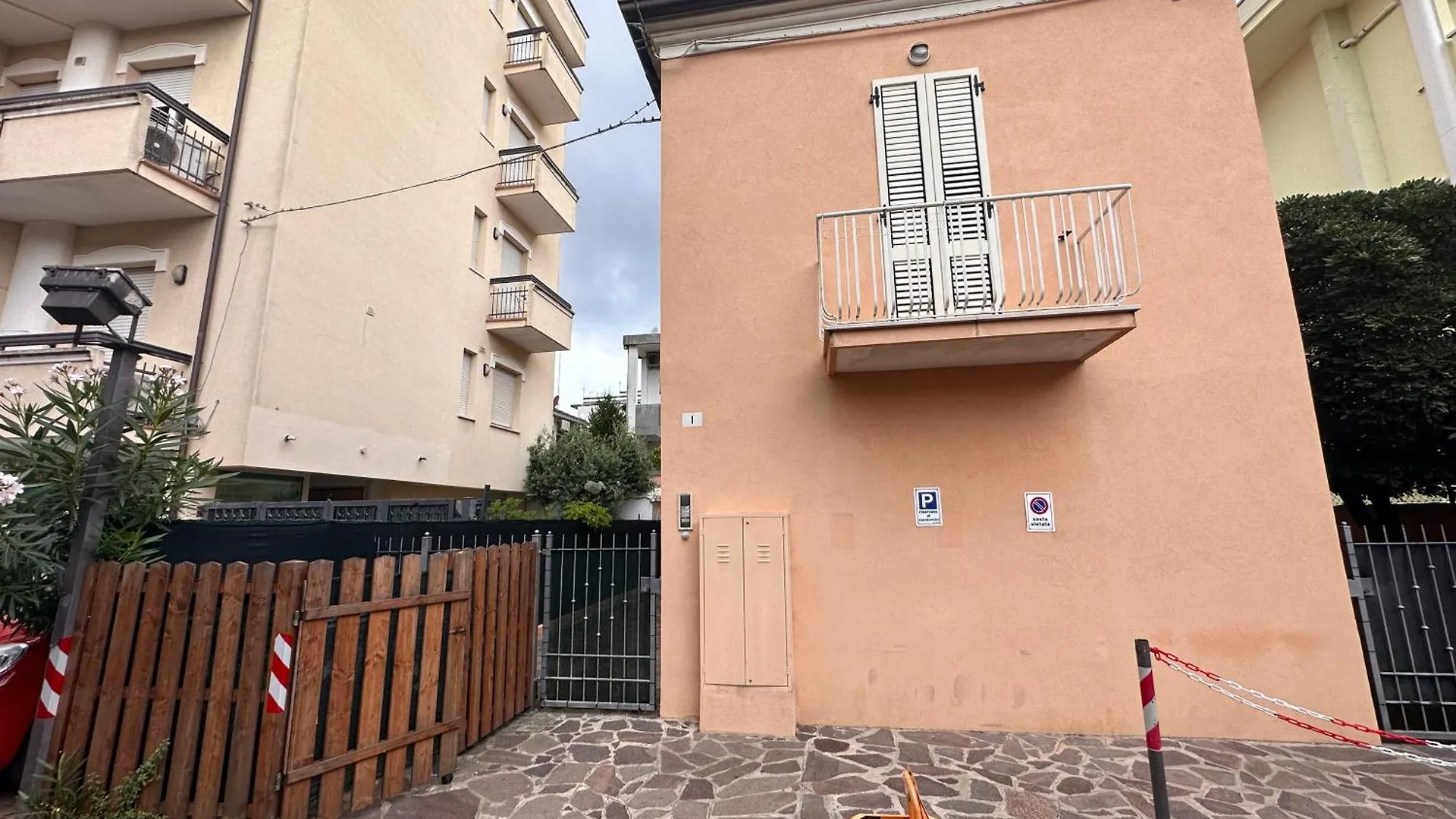 Apartment Rimini Beach Residence App 200M Dal Mare - Il Lupo Affitta Italy
