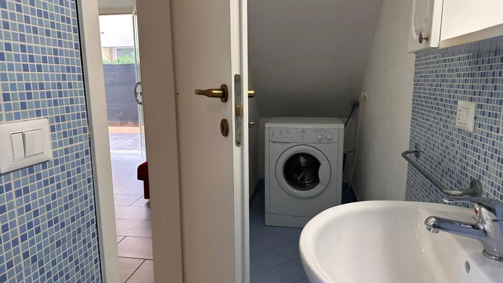 Rimini Beach Residence App 200M Dal Mare - Il Lupo Affitta